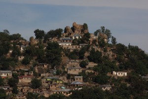 Mwanza houses in the rocks