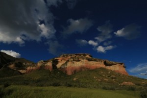 Golden Gate Mountains - looks a bit like layer-cake, but not so tasty :-)