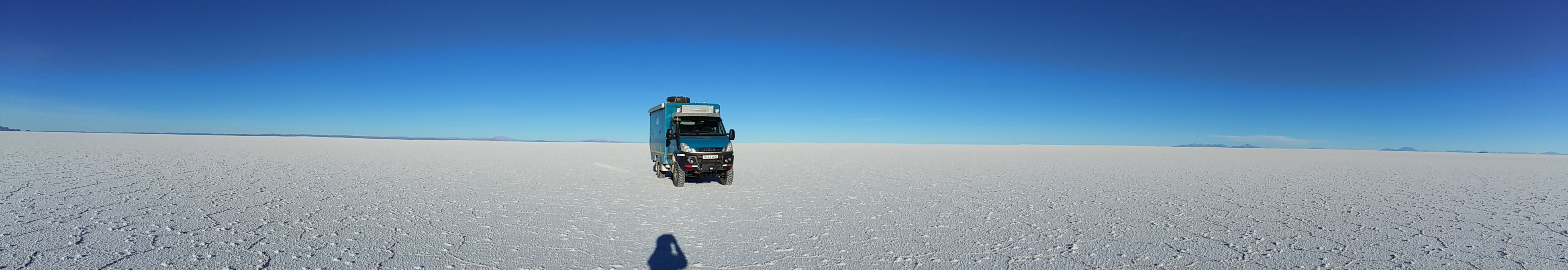 driving the salar de uyuni