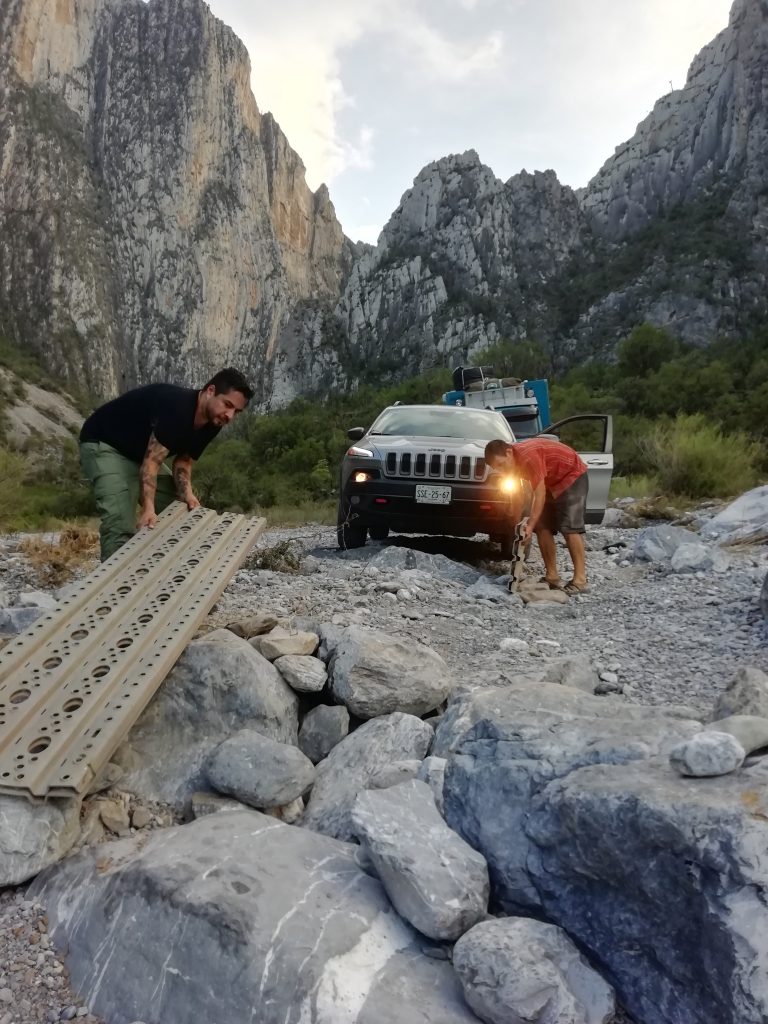 huasteca monterrey 4x4 rescue