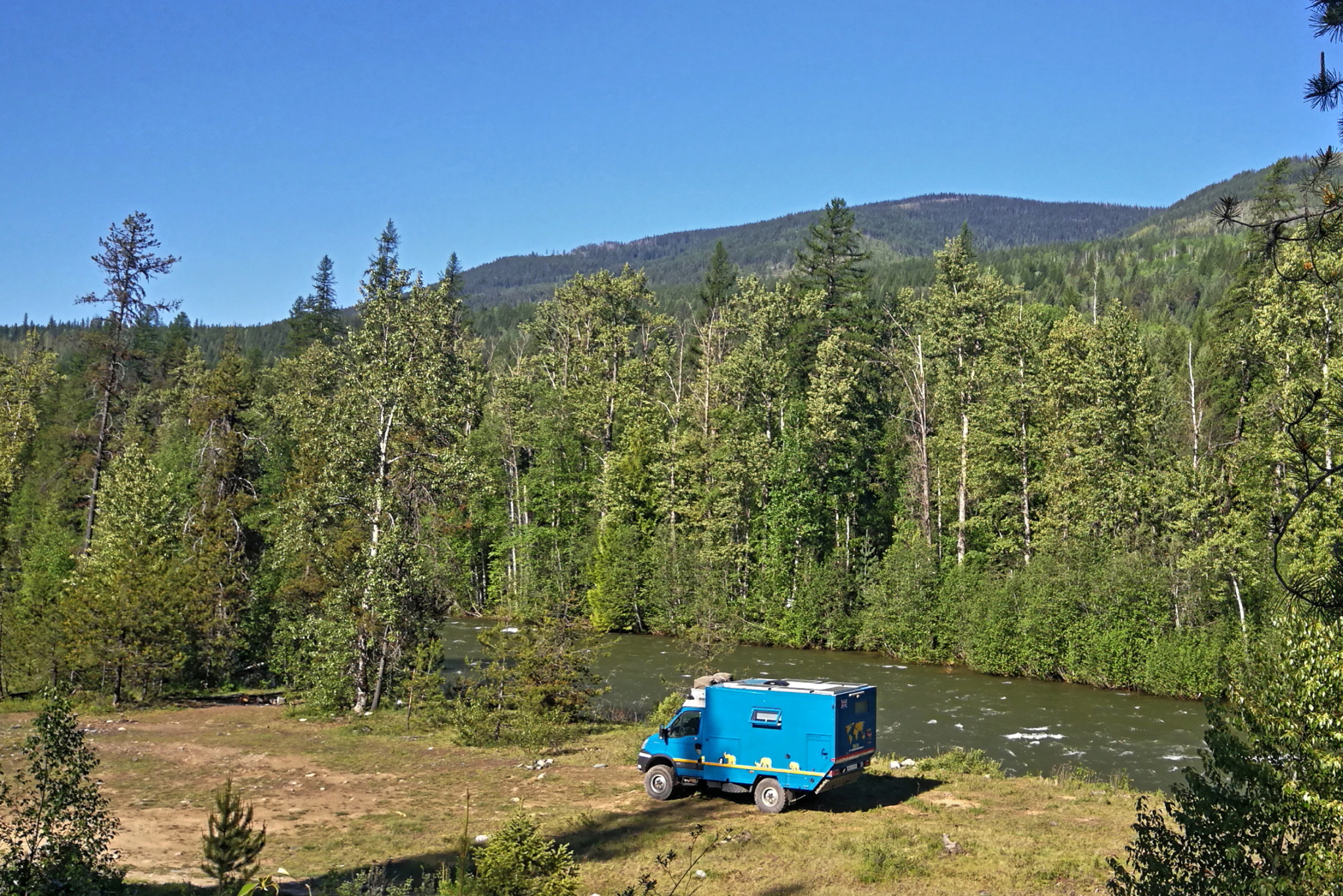 overlanding western canada Iveco daily 4x4