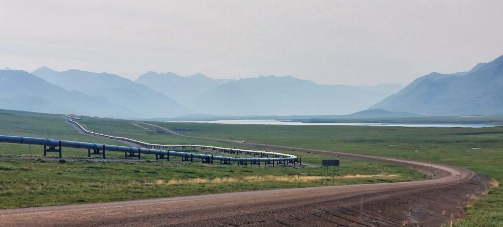 Dalton highway oil pipeline