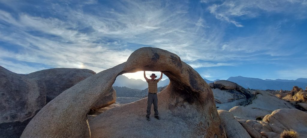 overlanding western usa Alabama Hills