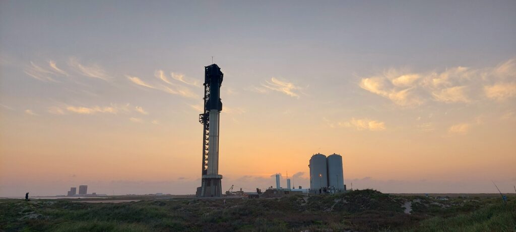 texas rocket time - starship on the launch pad