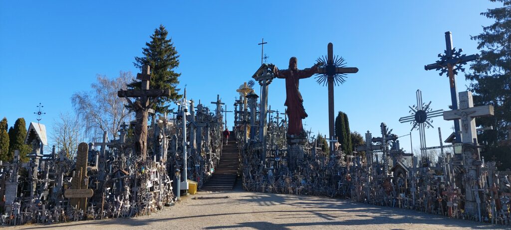 overlanding baltics , hill of crosses lithuania